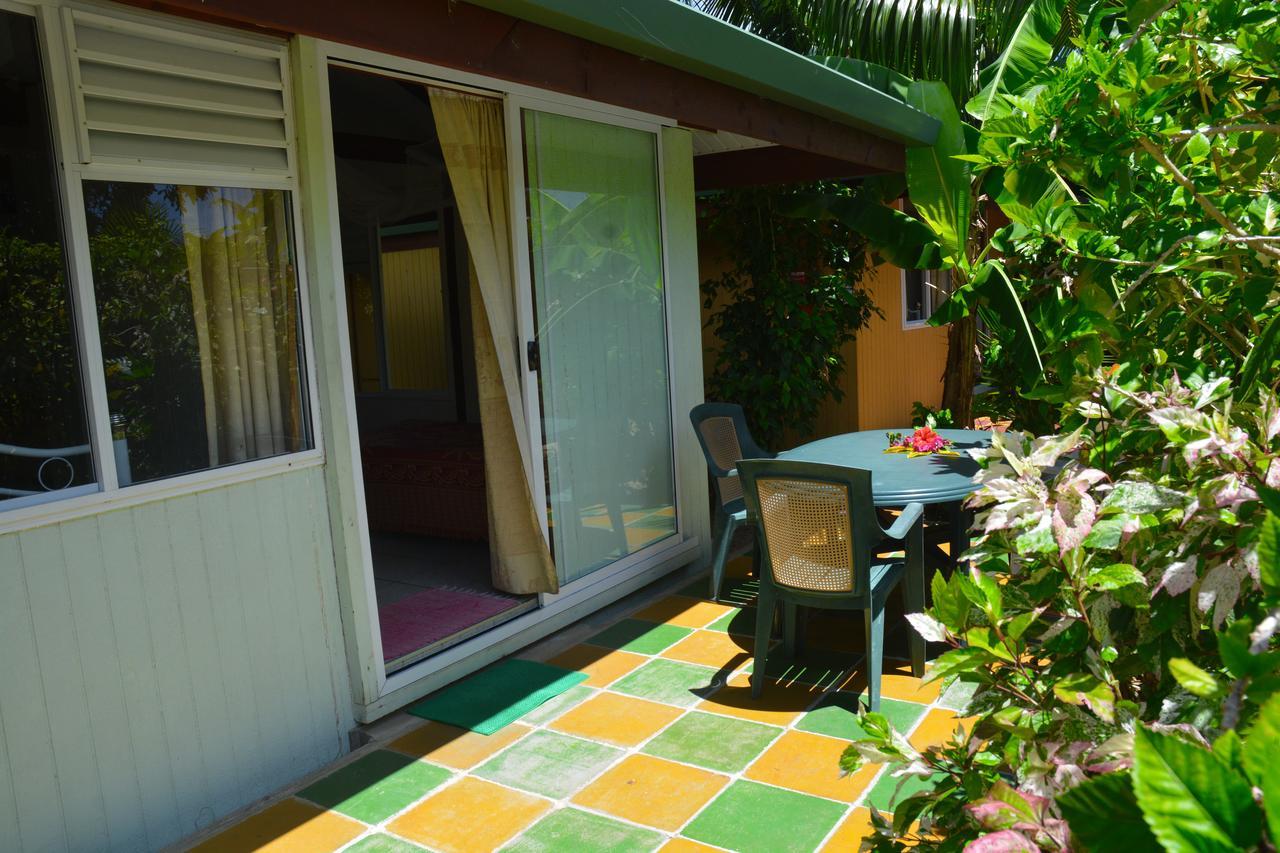 Fare Maheata Hotel Pihaena Bagian luar foto