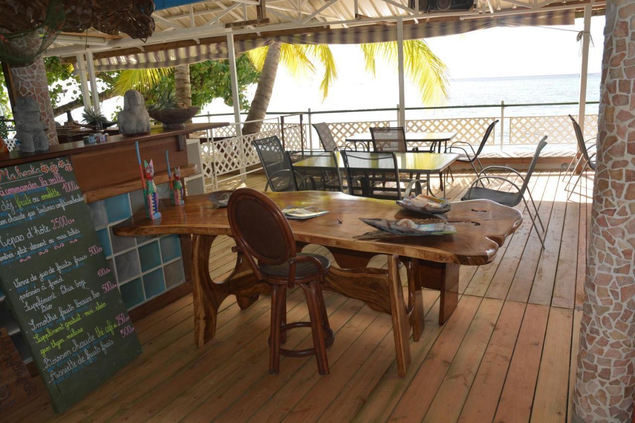 Fare Maheata Hotel Pihaena Bagian luar foto